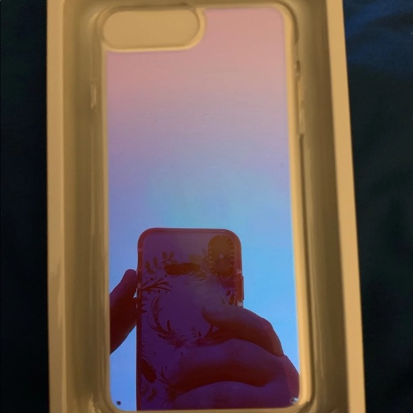 iPhone 6/7/8 PLUS case - Picture 2 of 3
